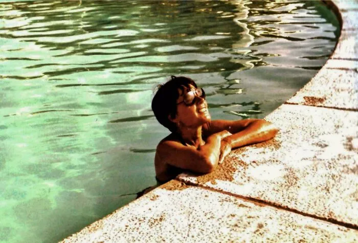Mamá (50 años) disfrutando de sus vacaciones en su Sicilia natal en 1978