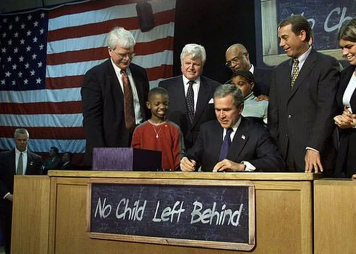 “It Lowered IQs Worldwide”: 30 Historical Events That Left Everlasting Scars On Society
