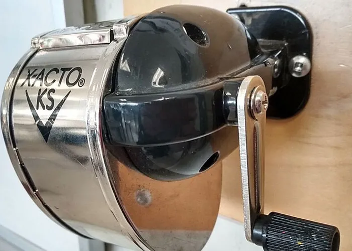 47 Unexpected Treasures People Discovered After Moving Into A New Home