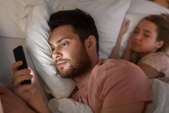 30 People Who Came Across Their Significant Other’s Posts On Reddit Detail What Happened Next