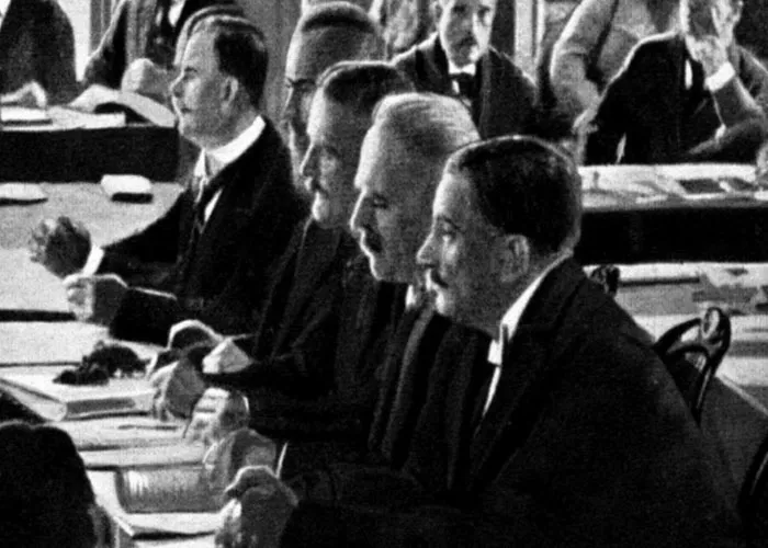 “It Lowered IQs Worldwide”: 30 Historical Events That Left Everlasting Scars On Society