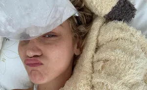 After Revealing “Years Of Invisible Suffering,” Bella Hadid Posts Alarming Photos From Hospital