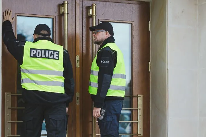 47 Times Police Officers Wrongly Accused People Of Ridiculous Things
