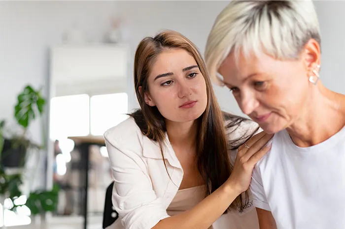 “Faked A Miscarriage In My All-White Bathroom”: 47 Things That Got Guests Banned For Good