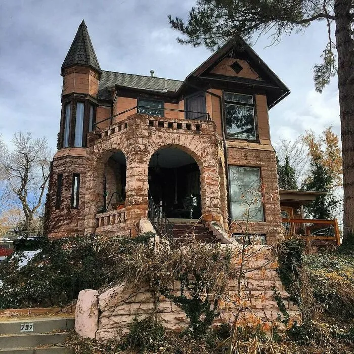 1890 Turret Beauty With Wonderful Stone Details, The Long Windows On The Turret Are My Favorite