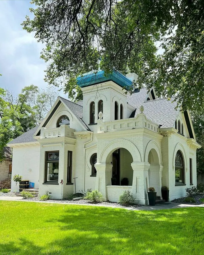 The Knight-Allen House Built In 1899, Victorian Eclectic Beauty