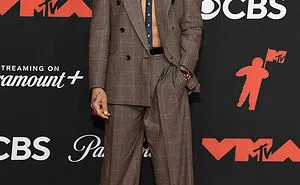 15 Celebrities Who Nailed Their Looks At The 2025 VMAs, Including Lenny Kravitz