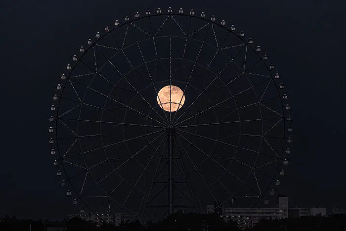 Night Photography, 2nd Place: Kotomi Sakai, Orbit