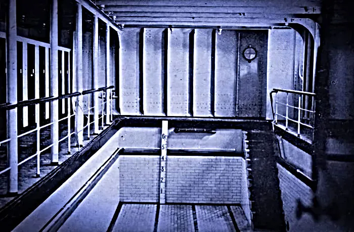 Deck F Of The Titanic Had A Swimming Pool