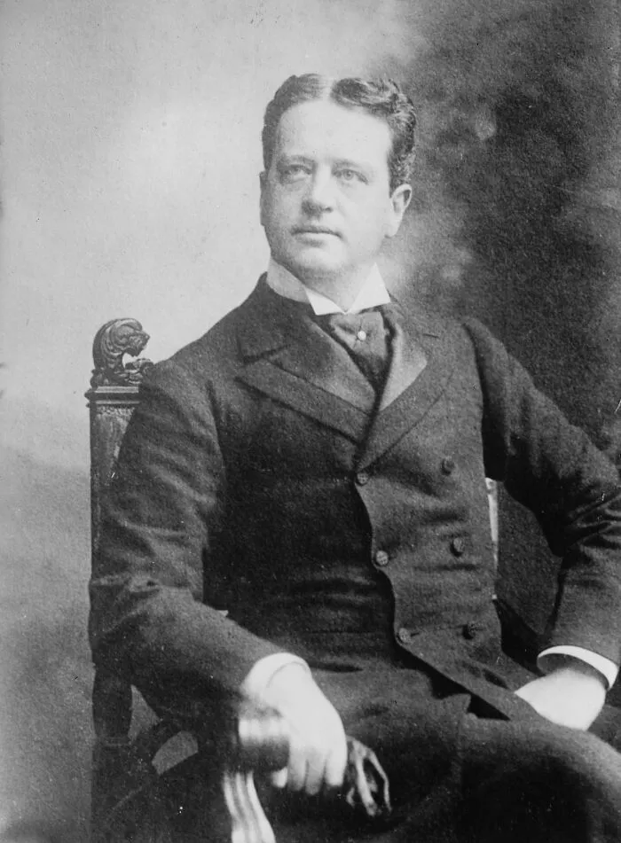 William Kissam Vanderbilt (1849–1920): 3rd Generation
