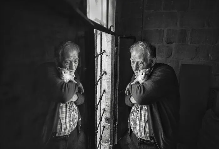 Life In Istanbul Through 50 Unforgettable Street Photographs By Yücel Çetin