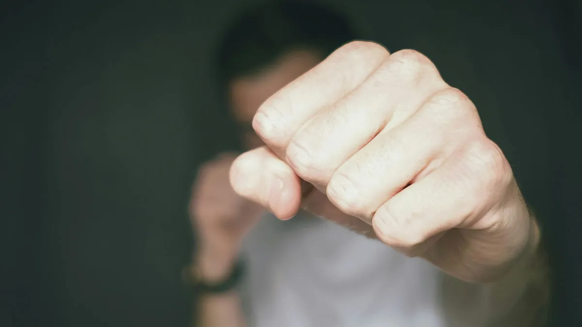 School Principal Tries To Force Parents To Sign 15YO Son’s Suspension Letter, Dad Demands Details