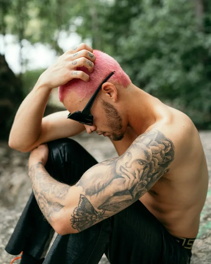Being A Tattoo Artist Is Tough, And Here Are 43 Times They Had To Deal With Delulu Clients