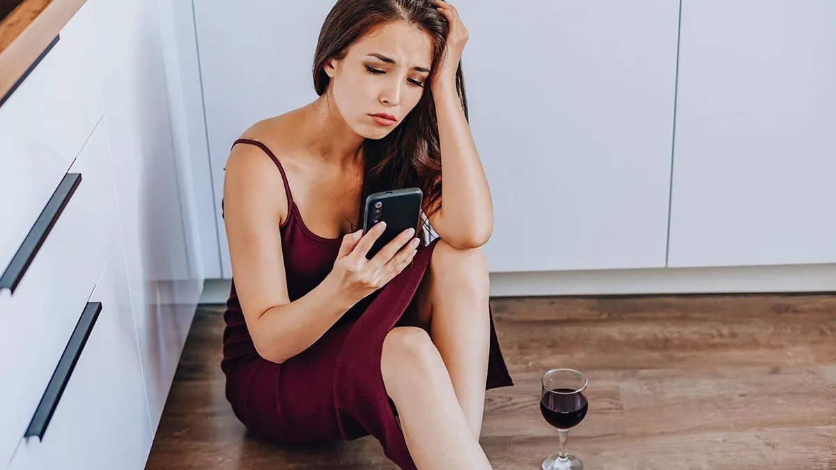 Woman Says Bye Forever To BF After He Cancels Long-Awaited Dinner For “Surprise Party”