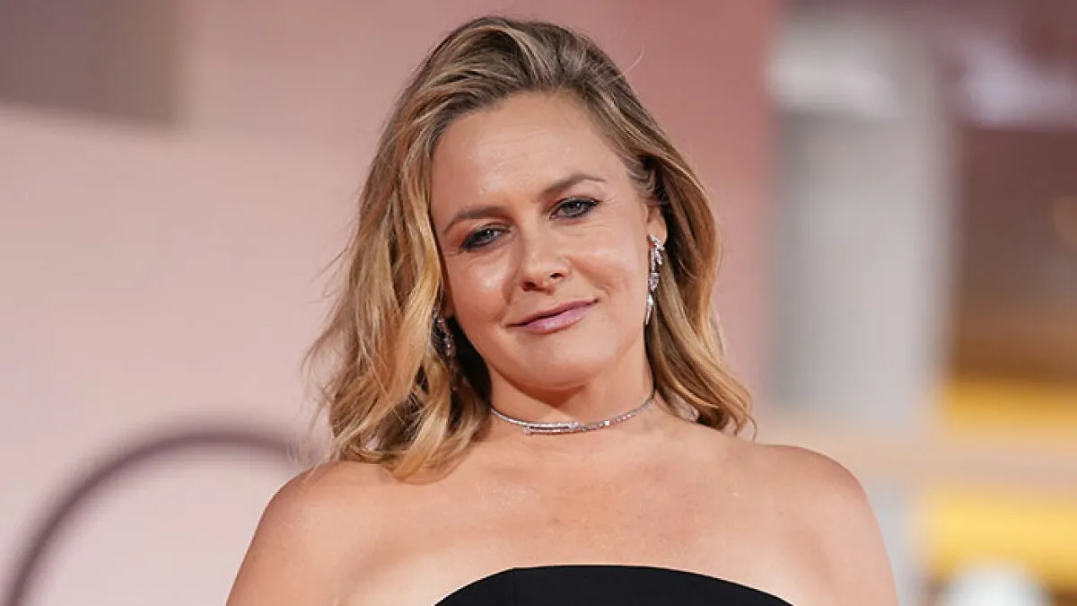Alicia Silverstone, 48, Turns Heads In Venice After Revealing Secret To Her Youthful Looks