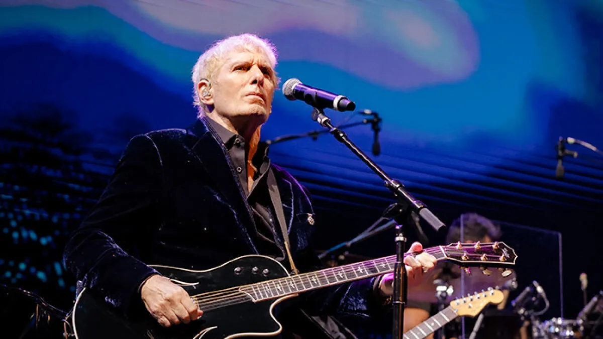 'Weird' Symptom Michael Bolton Had Before Doctors Shared Heartbreaking Diagnosis