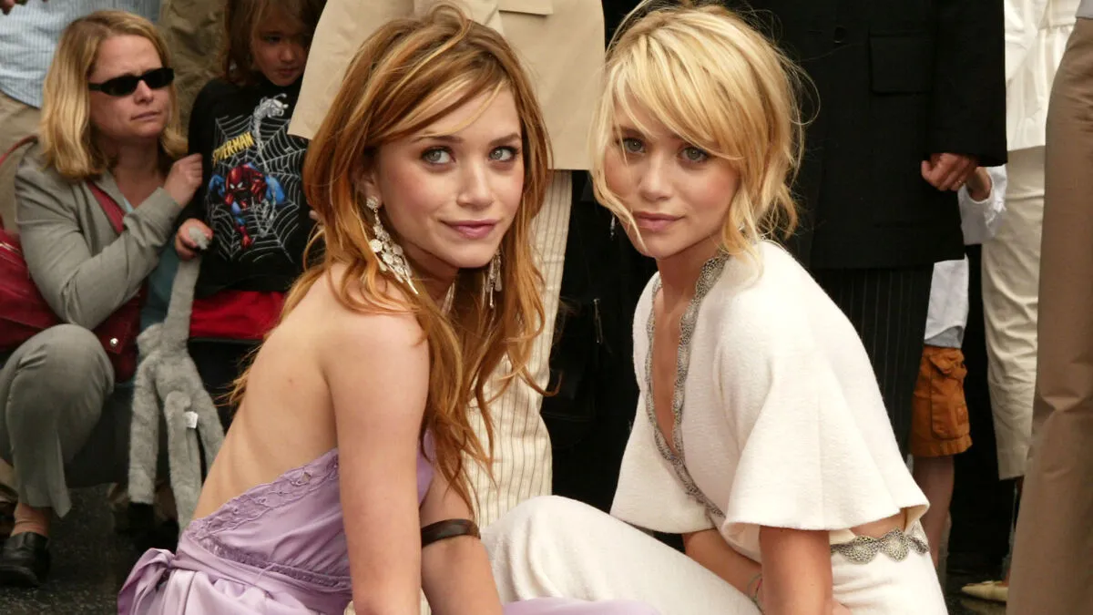 Olsen Twins Make Surprise Appearance At NY Fashion Week, And They Look Nothing Like They Used To