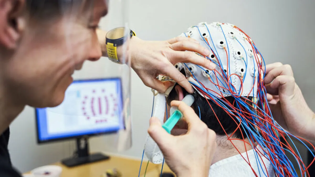 "Trust Your Gut Feeling": Scientists Suggest Precognition May Be Real In Haunting New Evidence