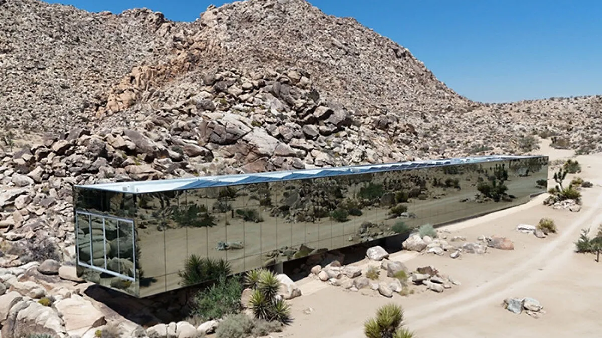 Rental Owners Charge Influencer $10,000 For Selfie Inside Famous ‘Invisible House’