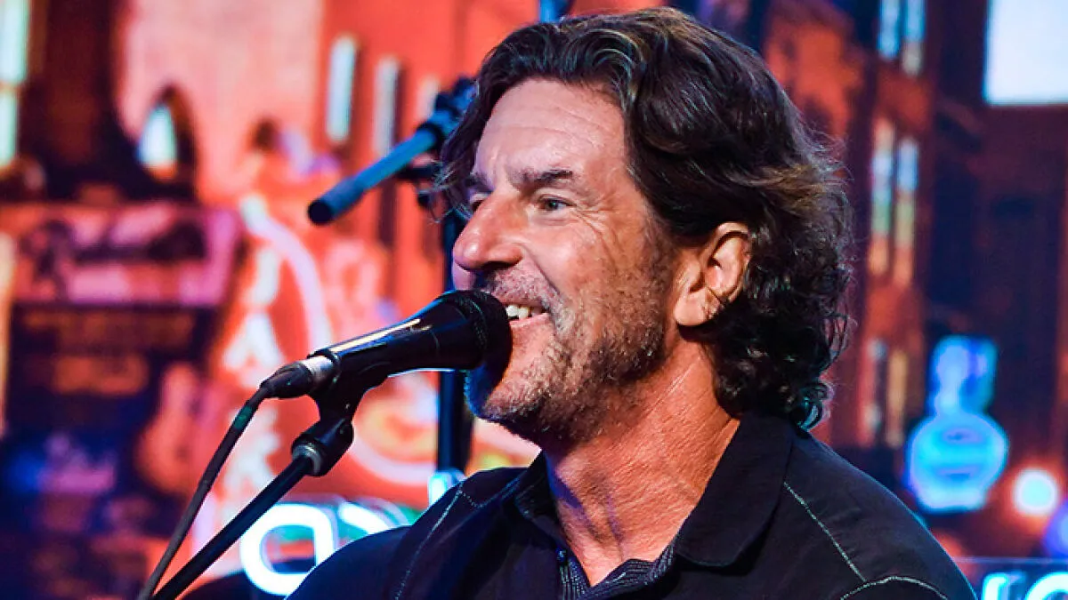 Grammy-Winning Songwriter Of 'Jesus Take The Wheel' Loses Life In Tragic Plane Crash