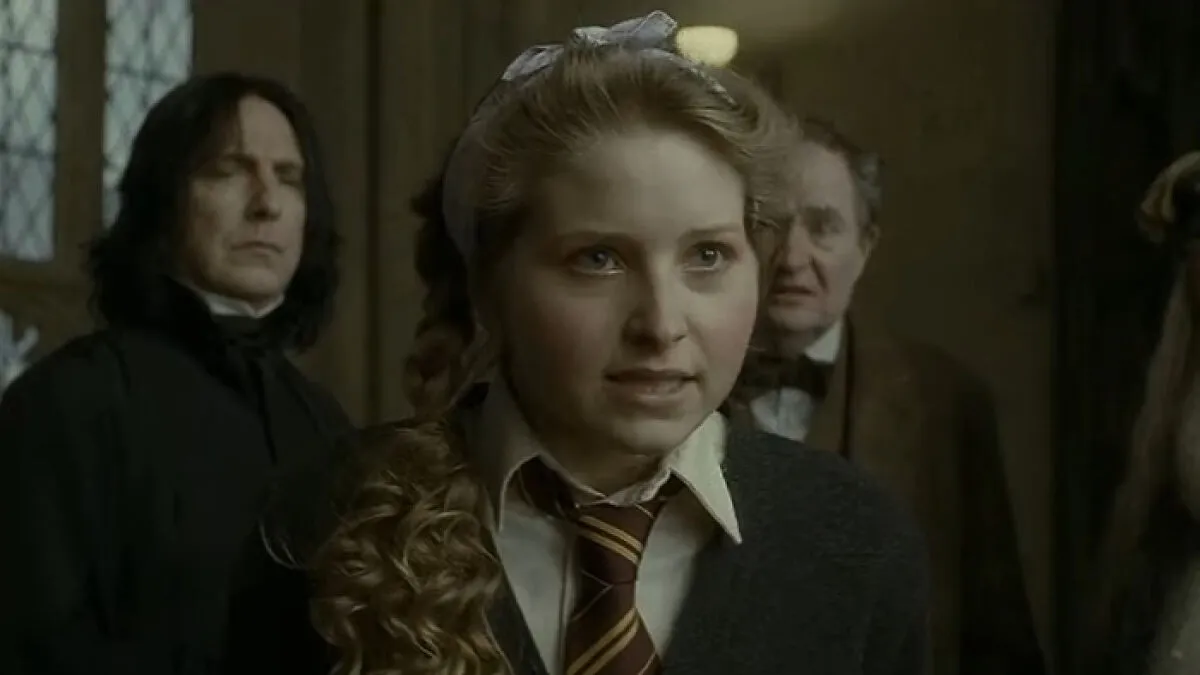 Harry Potter Star Breaks Silence After She Was Banned From Fan Event For Her Adult Account