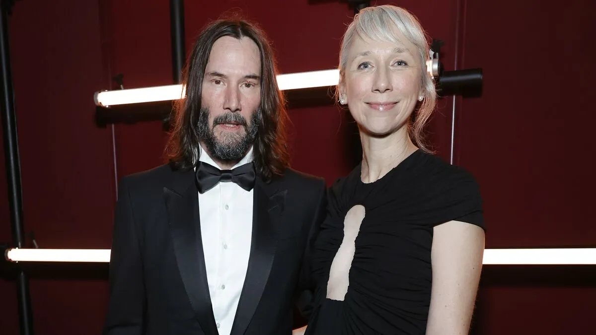 "This Is A Real Photo": Keanu Reeves' Girlfriend Breaks Her Silence On Marriage Rumors