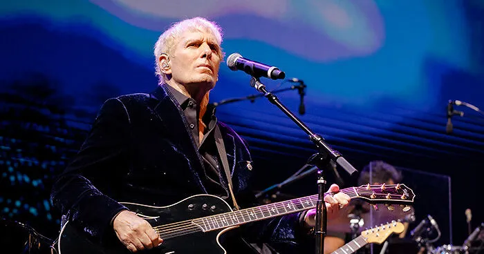 'Weird' Symptom Michael Bolton Had Before Doctors Shared Heartbreaking Diagnosis