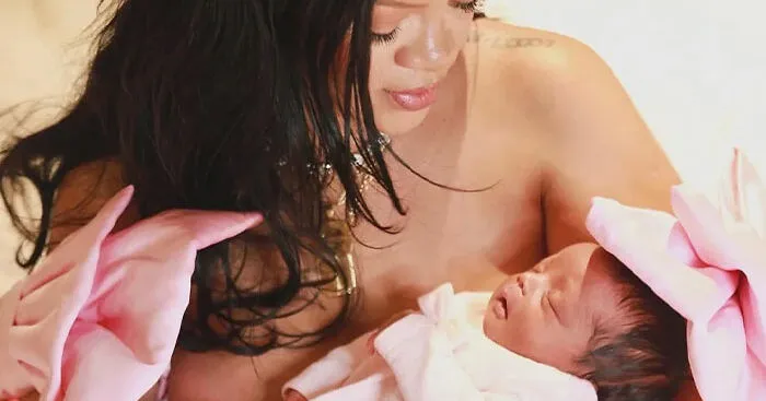 Rihanna Fans Urge Her To Change 'Cruel' Name She Gave Her Newborn Daughter