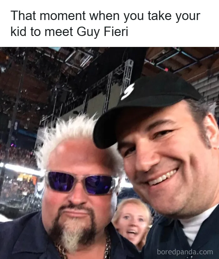 Man posing with a Guy Fieri lookalike, a common Johnny Derp celebrity photo fail shared online and laughed at.