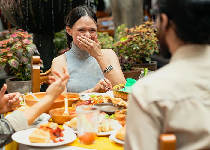 20 Empleados comparten sus encuentros con los clientes más tontos, y es tan divertido como doloroso de leer