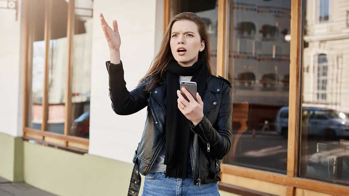 Lady Doesn't Have Time For Games, Calls Cops And Gets Neighbor's Car Towed After They Block Driveway