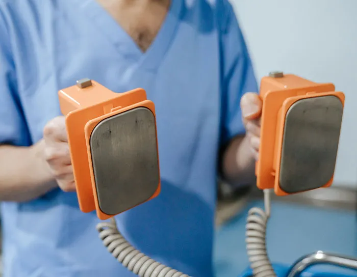 ER Nurses Share Wild “One More Minute And I’d Be Dead” Stories From The Hospital