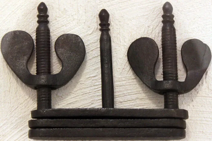 The Thumbscrew