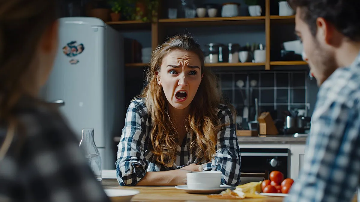 Eldest Sis Belittles Virgin Bro, Horrified When Sibling Outs Her Promiscuous Past To Whole Family 