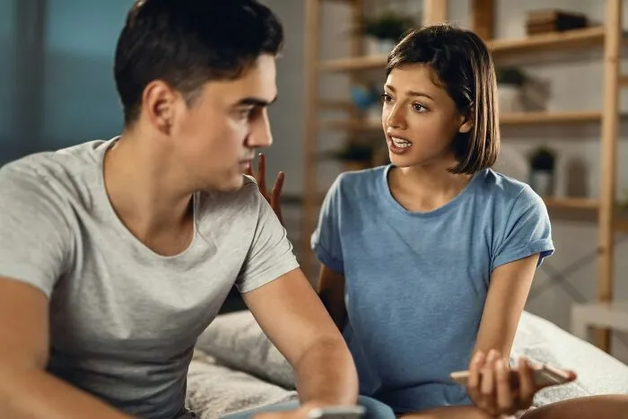 48 Times People Dated Such Stupid People They Had To Wonder How They Survived To Adulthood