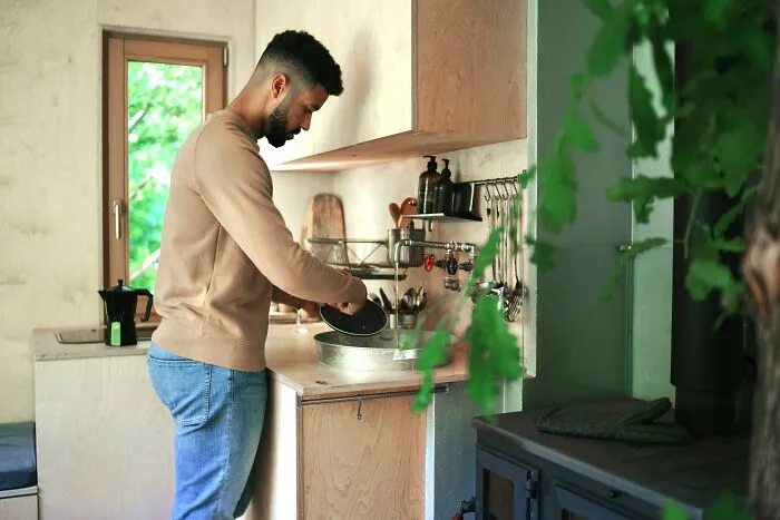 44 Men Who Are Happily Married Share Their Secrets To Healthy Relationships