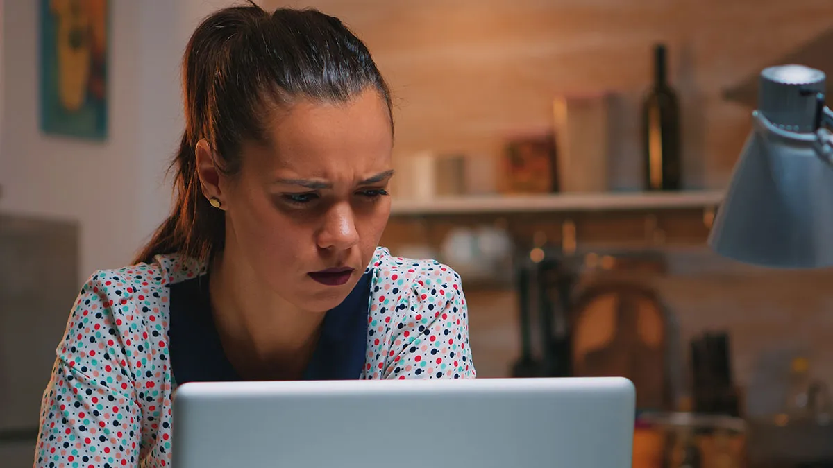 Woman’s Had It With Teen Half-Sister’s Social Media Stalking, Shuts Her Down With One Comment