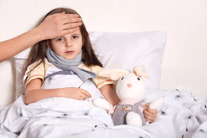 From Sad To Shocking, 31 People Share How They Lost All Their Savings Because Of A Single Event 