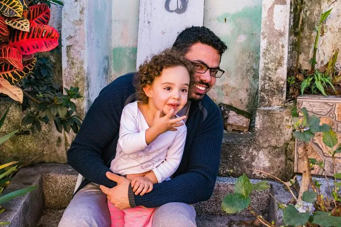 From Sad To Shocking, 31 People Share How They Lost All Their Savings Because Of A Single Event 