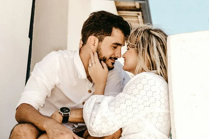 44 Men Who Are Happily Married Share Their Secrets To Healthy Relationships