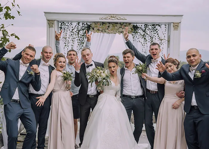 44 People Spilled Their True Feelings About Weddings, And They're Ruthless