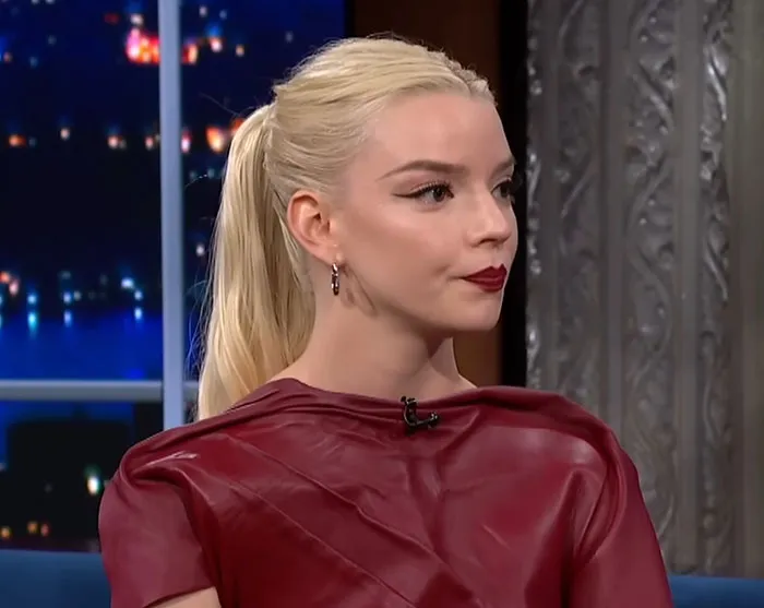 45 People Reveal What Celebrities Were Like Before Fame, And It Might Change Your Opinion On Them