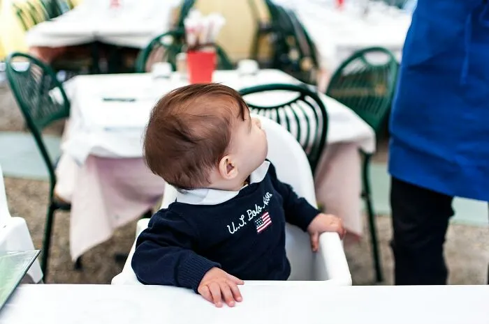 "Maybe If You Hadn't Boned Our Son’s Girlfriend": 45 Crazy Stories Servers Overheard