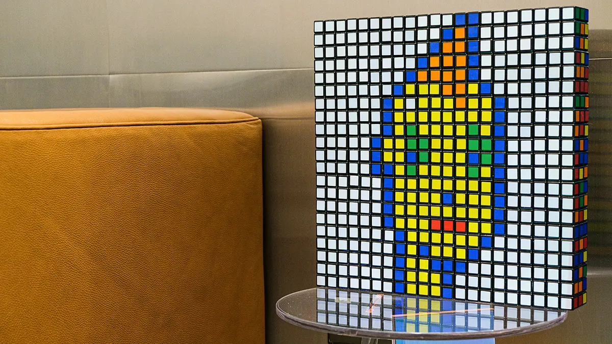 30 Things Hailed As “The Next Big Thing” That Ended Up Being Total Flops Instead