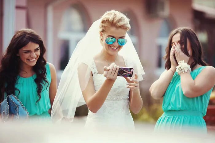 30 Secrets People Found On Their Partner's Phone That They Wished They Never Did