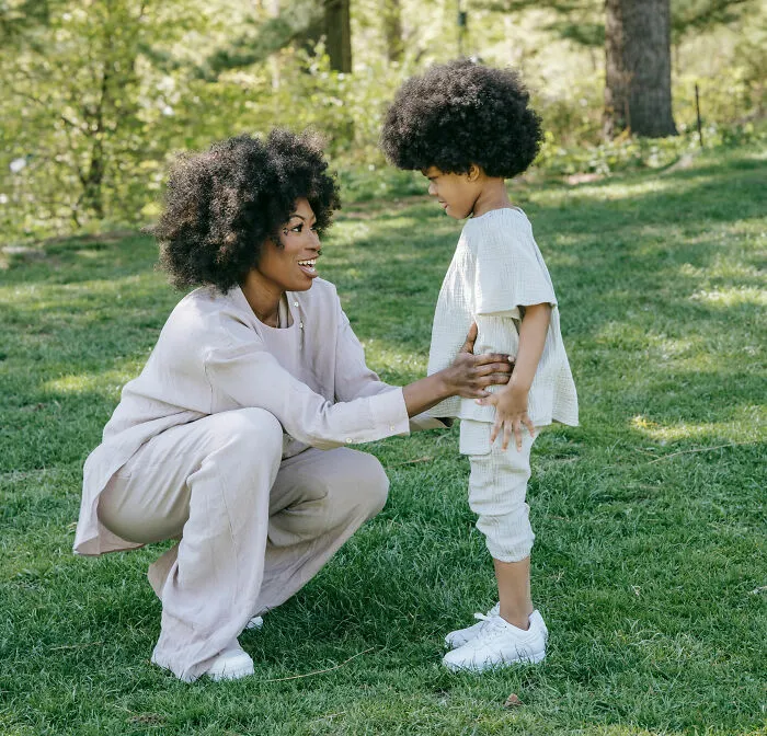 42 Parents Reveal Weird Life Hacks They Rely On To Keep Their Kids Happy And Behaving