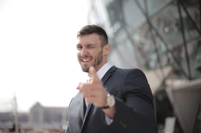 “How Dumb Can You Be?”: 45 Times People Got Fired And Had No One But Their Stupid Selves To Blame
