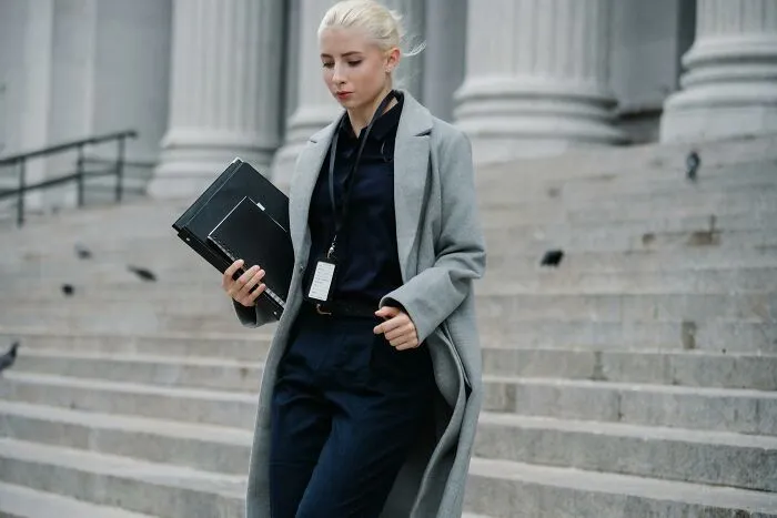 “Never Doing That Again”: 49 People Share How Their Spouse’s Job Tore Their Relationship Apart
