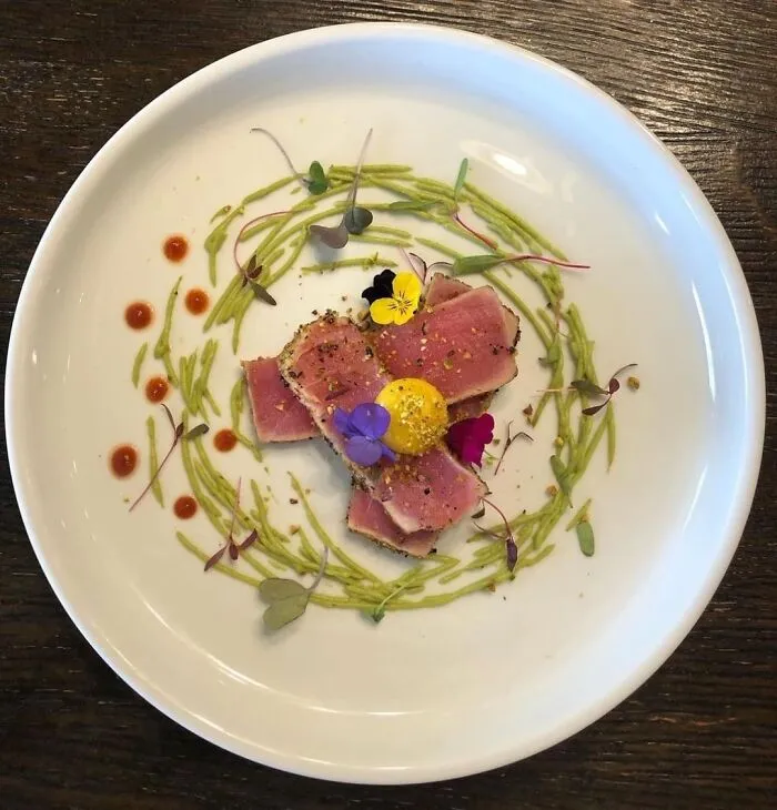“Everybody Thinks You Got A Michelin Star”: 47 Fancy Cooking Techniques That Are Shockingly Easy