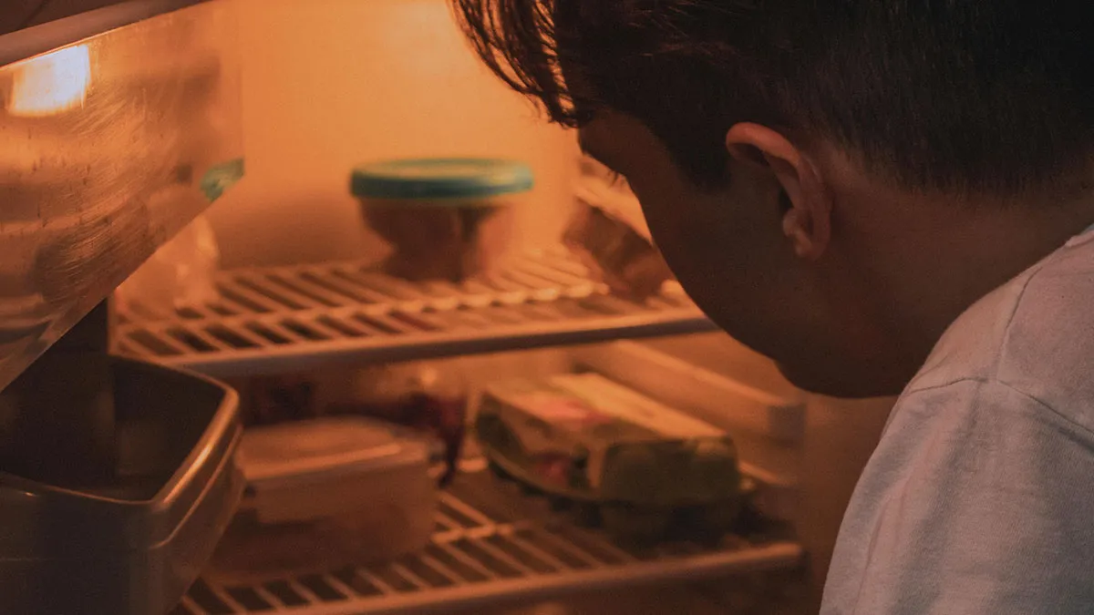“Do Not Eat”: Roommate Ignores Warning, Eats Spicy Cake, And Instantly Regrets It